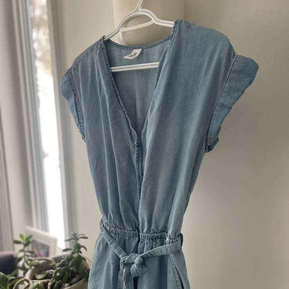 H&M lyocell light denim jumpsuit - Picture 3 of 7